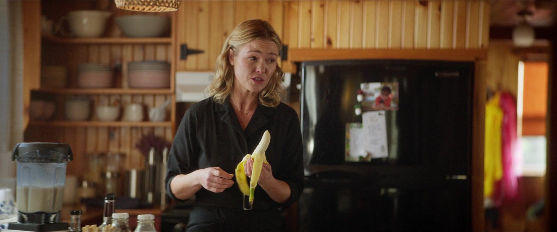 2x05-Angel-Tits-and-Dirty-Bananas-051.jpg