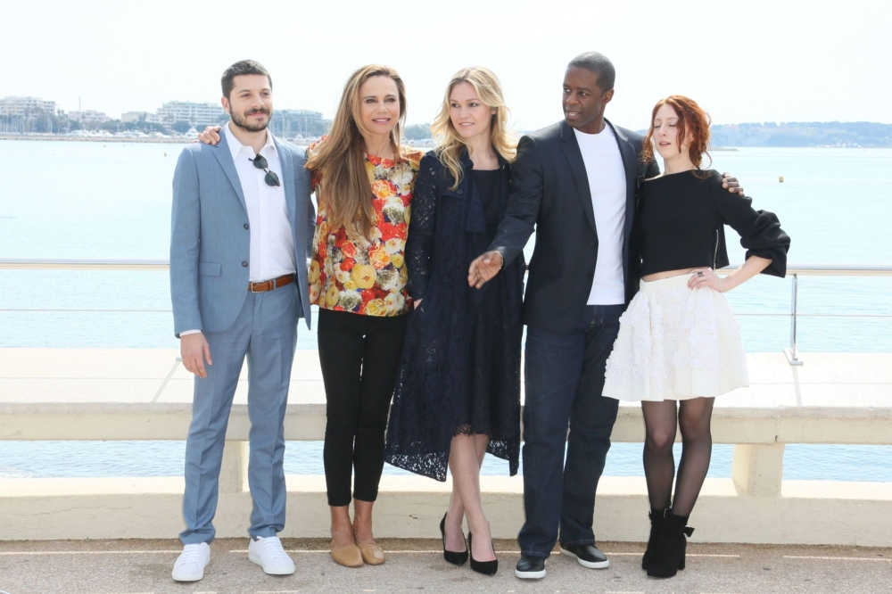 Apr-02-Riviera-Photocall-At-La-Rotonde-MIP-TV-2017-In-Cannes-54.jpg