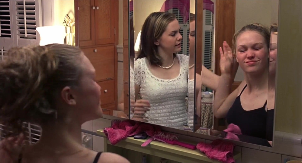 Click to view full size image
==============
10-Things-I-Hate-About-You-0200.jpg 10-Things-I-Hate-About-You-0200.jpg