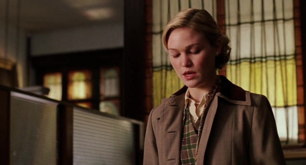 Click to view full size image
==============
Mona-Lisa-Smile-154.jpg Mona-Lisa-Smile-154.jpg