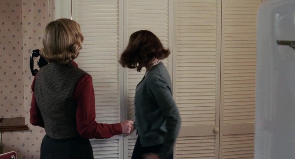 Click to view full size image
==============
Mona-Lisa-Smile-251.jpg Mona-Lisa-Smile-251.jpg