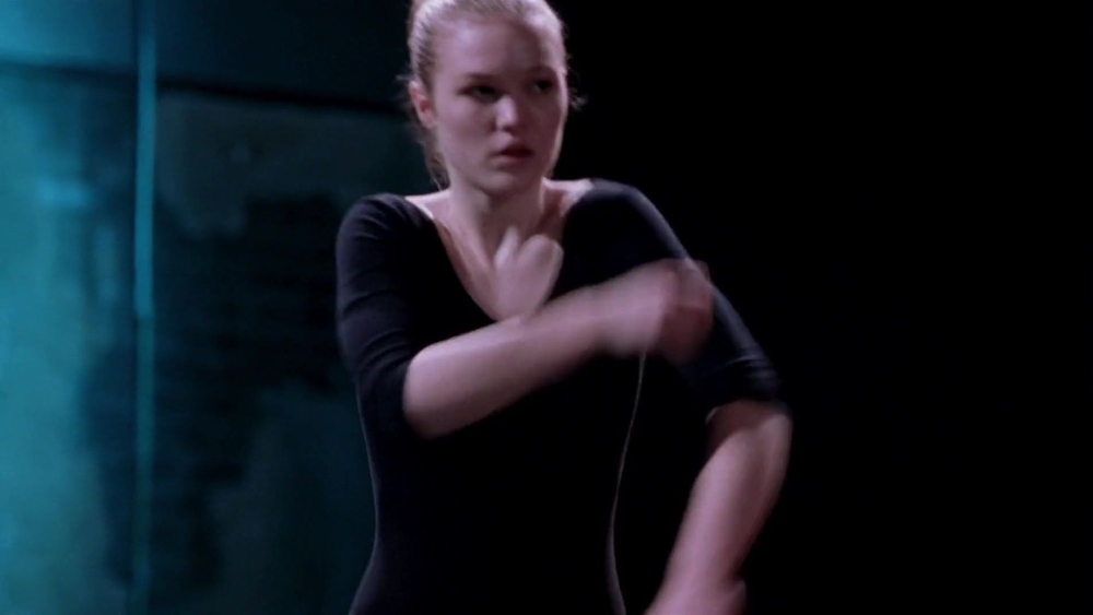 Click to view full size image
==============
Save-The-Last-Dance-2473.jpg Save-The-Last-Dance-2473.jpg