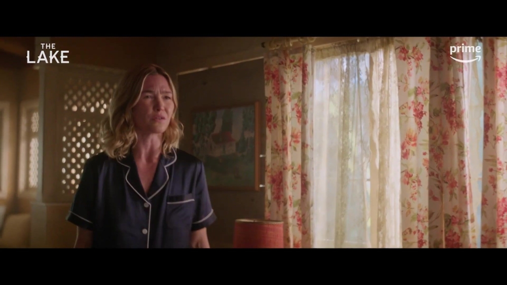 The-Lake-Season-02-Official-Trailer-34.jpg