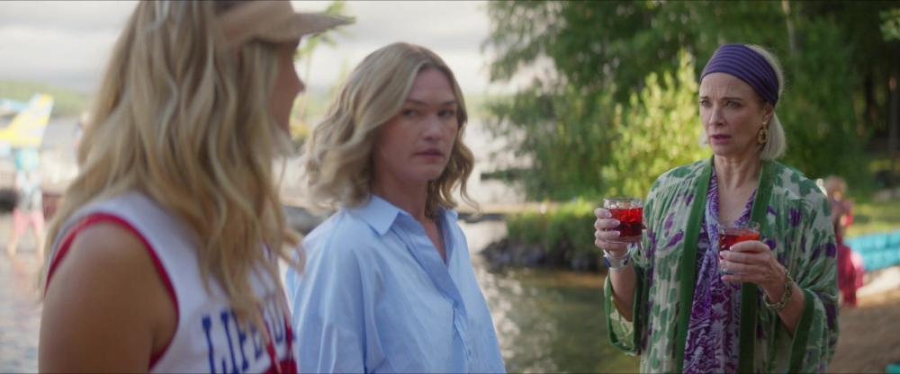 Click to view full size image
==============
2x03-Crazy-May-130.jpg 2x03-Crazy-May-130.jpg