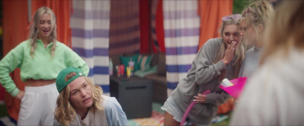 Click to view full size image
==============
2x03-Crazy-May-203.jpg 2x03-Crazy-May-203.jpg