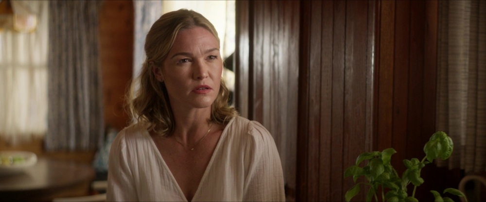 Click to view full size image
==============
2x04-Wet-Cup-American-Summer-027.jpg 2x04-Wet-Cup-American-Summer-027.jpg