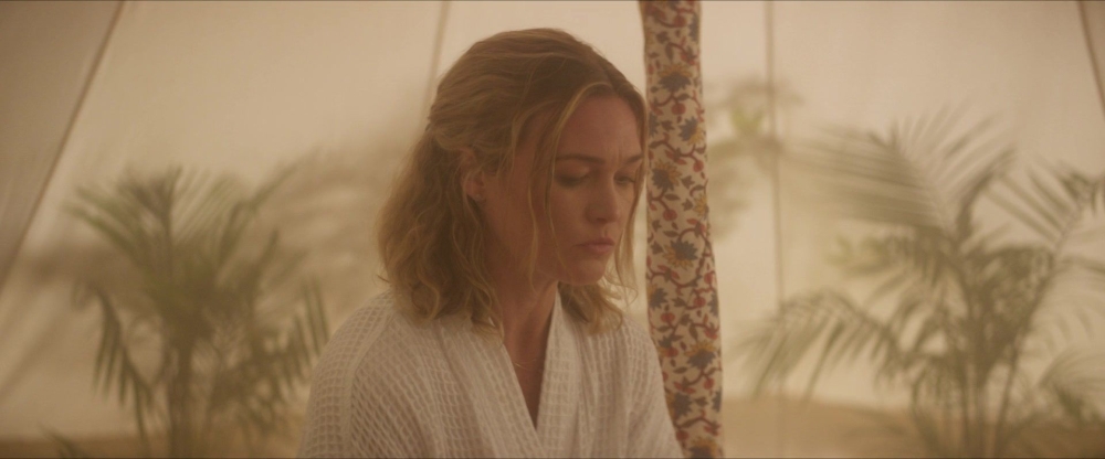 Click to view full size image
==============
2x04-Wet-Cup-American-Summer-148.jpg 2x04-Wet-Cup-American-Summer-148.jpg