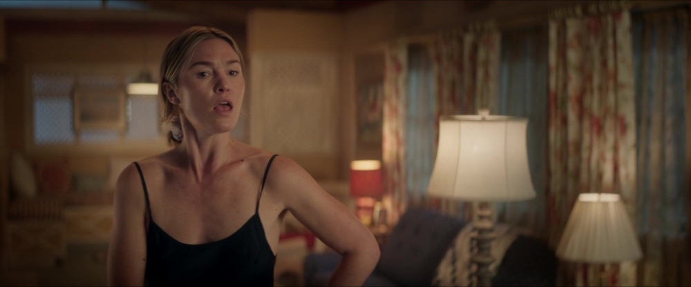 Click to view full size image
==============
2x04-Wet-Cup-American-Summer-202.jpg 2x04-Wet-Cup-American-Summer-202.jpg