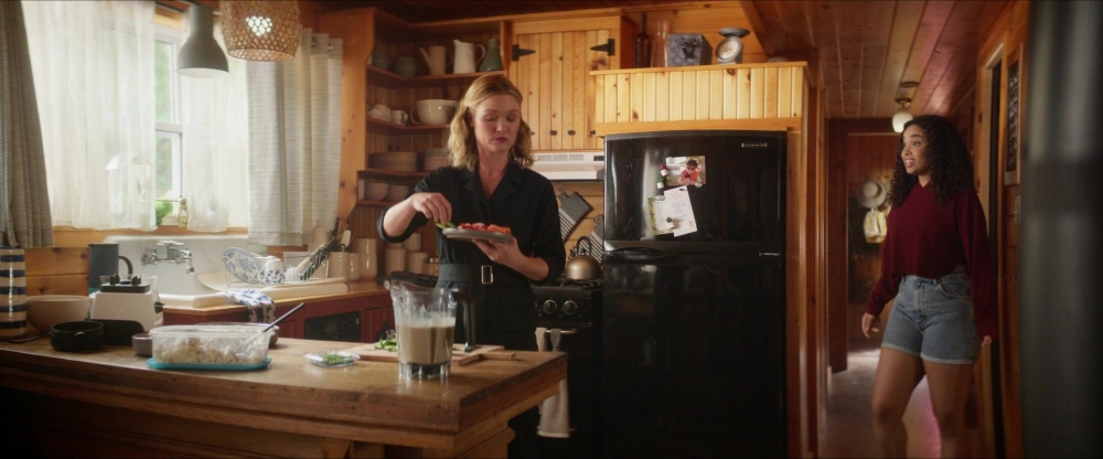 Click to view full size image
==============
2x05-Angel-Tits-and-Dirty-Bananas-110.jpg 2x05-Angel-Tits-and-Dirty-Bananas-110.jpg