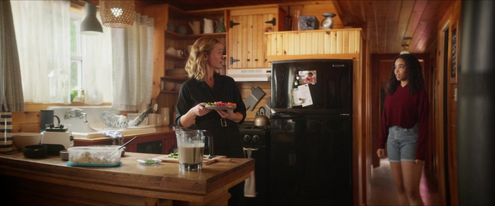 Click to view full size image
==============
2x05-Angel-Tits-and-Dirty-Bananas-114.jpg 2x05-Angel-Tits-and-Dirty-Bananas-114.jpg