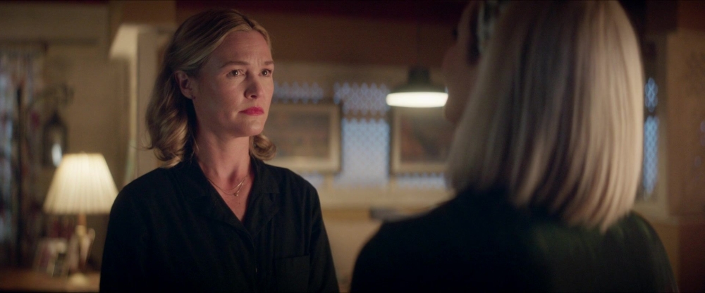 Click to view full size image
==============
2x05-Angel-Tits-and-Dirty-Bananas-408.jpg 2x05-Angel-Tits-and-Dirty-Bananas-408.jpg