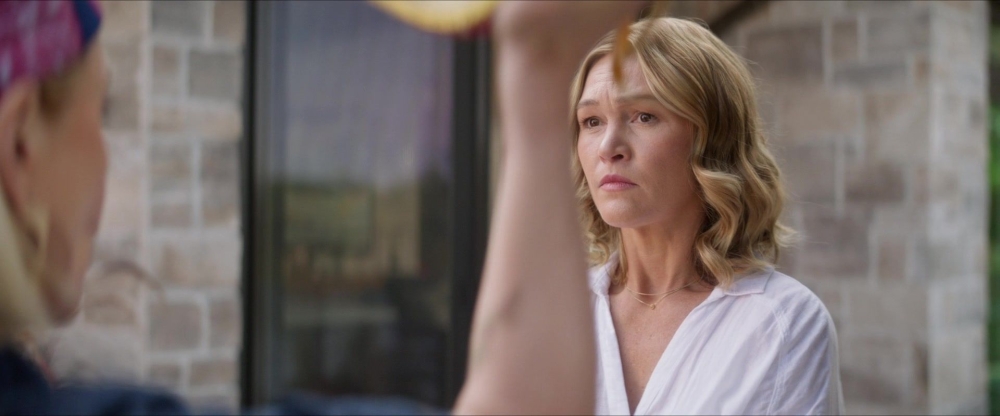 Click to view full size image
==============
2x06-Dying-to-Know-094.jpg 2x06-Dying-to-Know-094.jpg