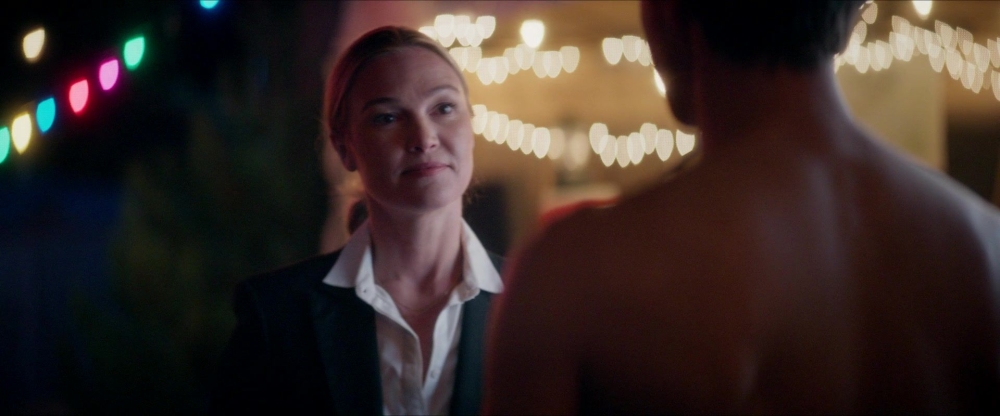 Click to view full size image
==============
2x08-Death-on-Denial-130.jpg 2x08-Death-on-Denial-130.jpg